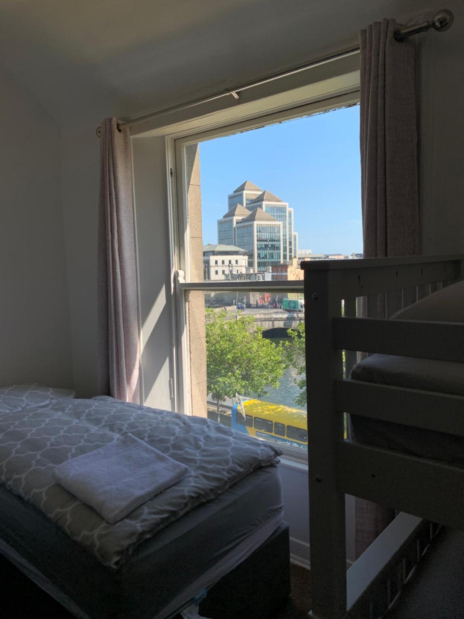 Eden Quay Guesthouse Private Rooms Dublin Bagian luar foto